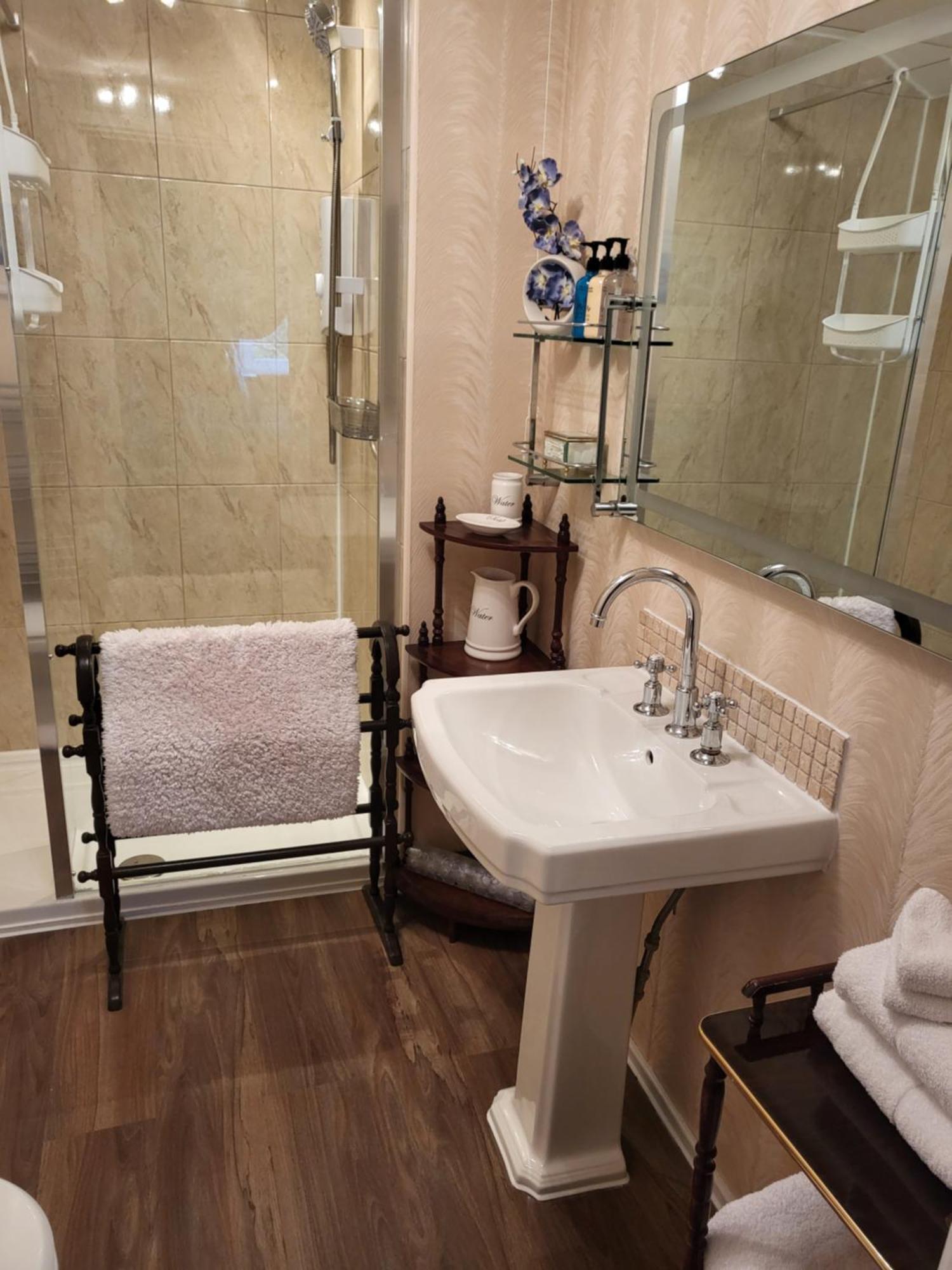 The Courthouse Bed & Breakfast เบเทส-อี-คอย ภายนอก รูปภาพ
